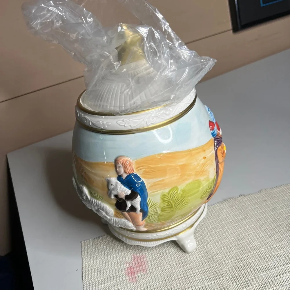 Jay‎ Import Nativity Scene Cookie Jar Hand Painted Earthenware Christmas 1168